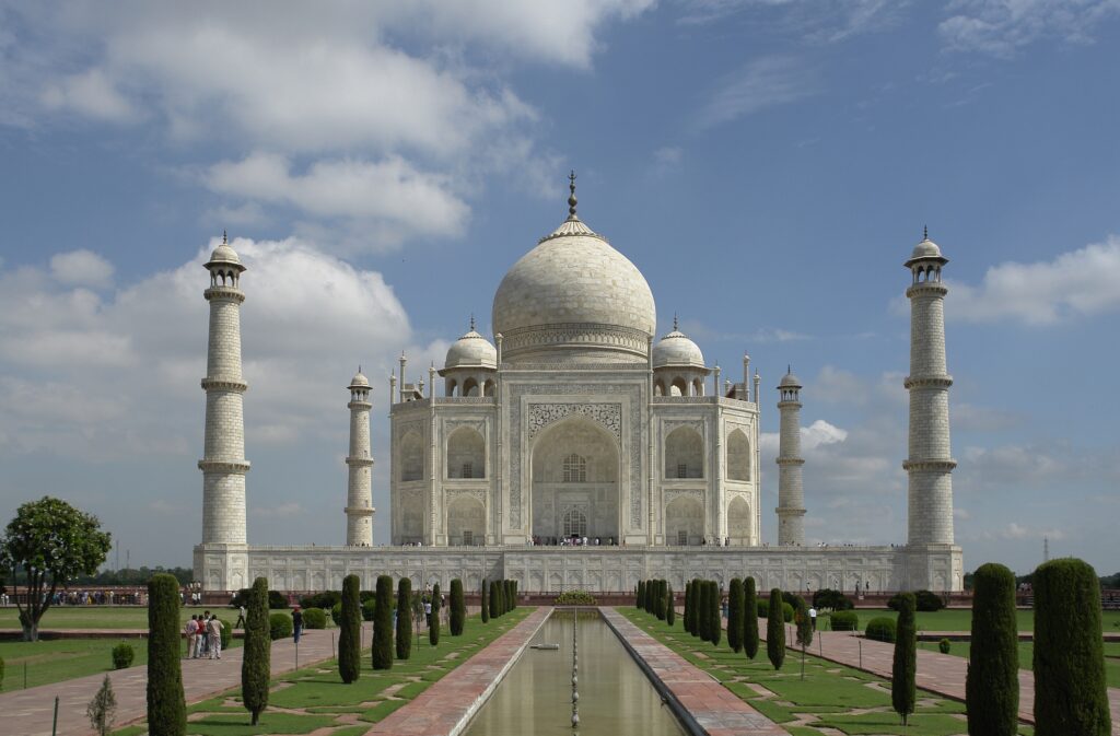 agra-mathura-vrindavan-tour-package-from-delhi
